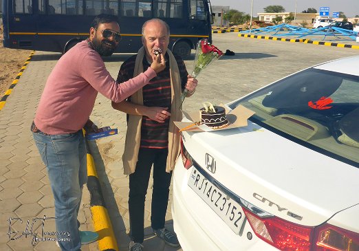 Bikaner As I arrived back again at the airport of Bikaner on january 10, Raj the CEO of Incredible Rural India had not forgotten my birthday. Besides this bouqet of...
