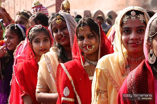 Camel Fair Young ladies displaying themselves in bright odhani's. January 11, 2020