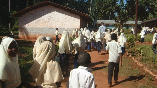 Zanzibar school As soon I arrived all the kids went back to their classroom to welcome me - August 2006