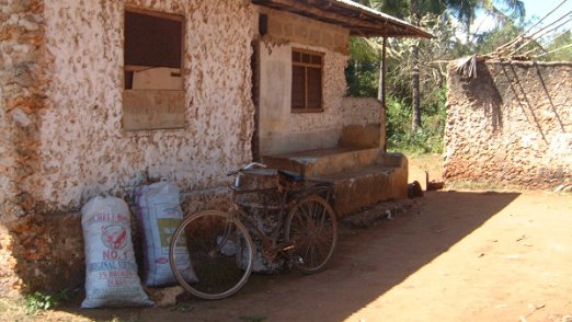 Local Village More comfortable bicycle - Zanzibar - Tanzania - August 2006